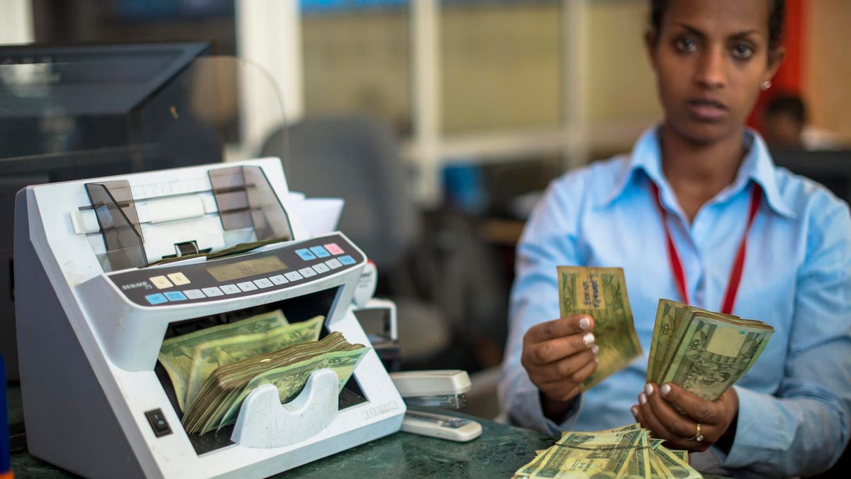 People Misunderstand Cash Deposit In Banking And Ignore Bitcoin